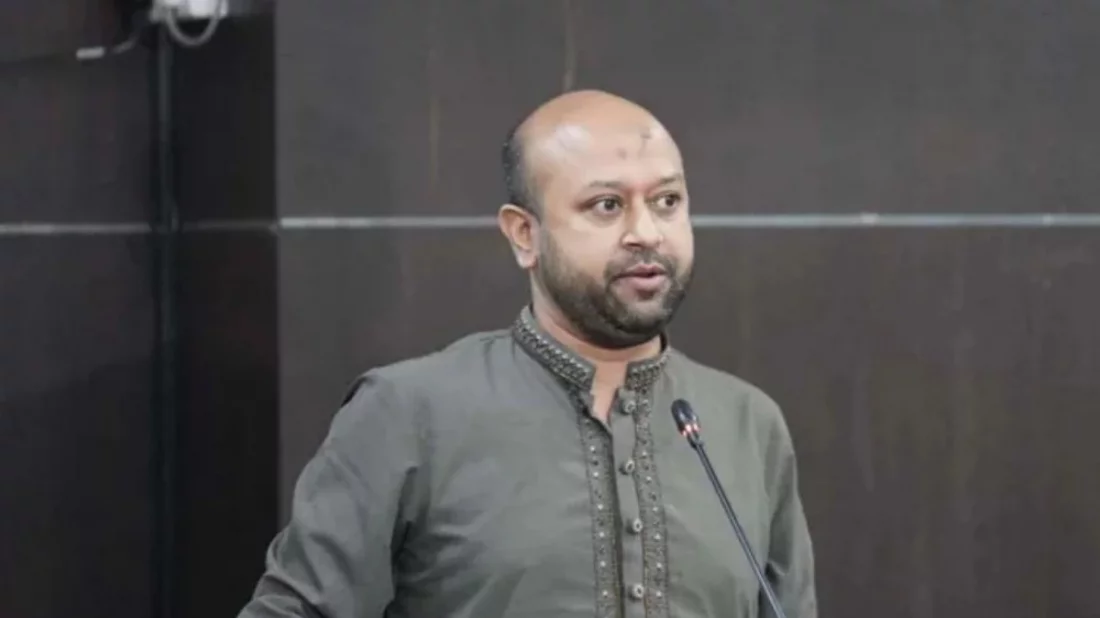 ফেসবুকে পোস্ট করে আর্থিক সাহায্যের প্রার্থনা ব্যারিস্টার ফুয়াদের